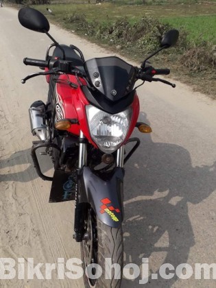 Yamaha FZs 153cc